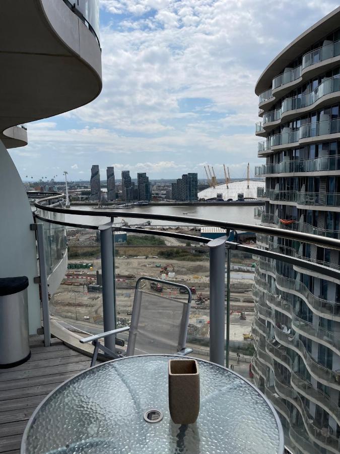 Off 12 Apartment Лондон Екстериор снимка